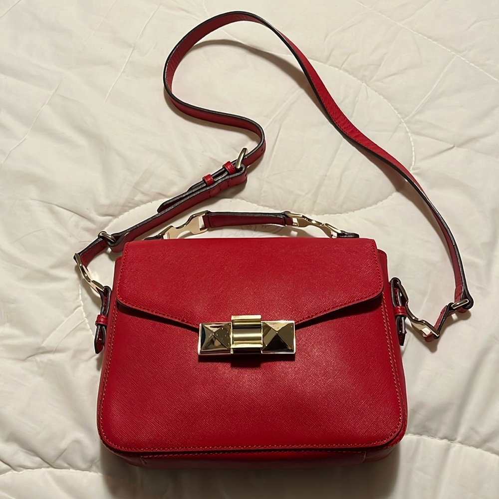 Ann Taylor red shoulder bag